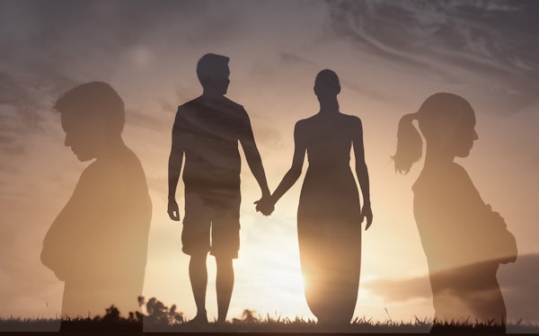 The Mental Health Consequences of Relationship Churning