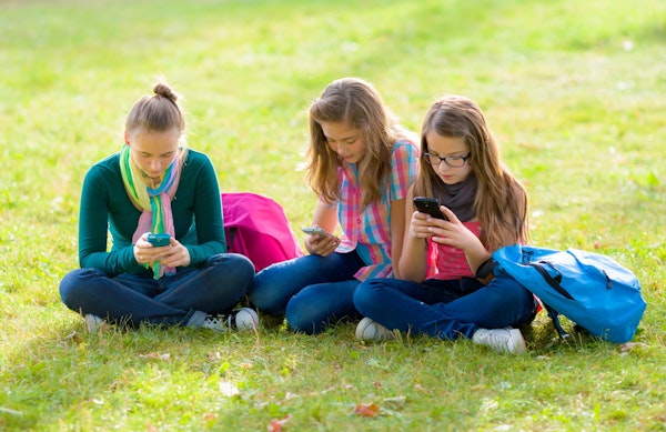 3 Steps to Help Educators Get Phones Out of Schools